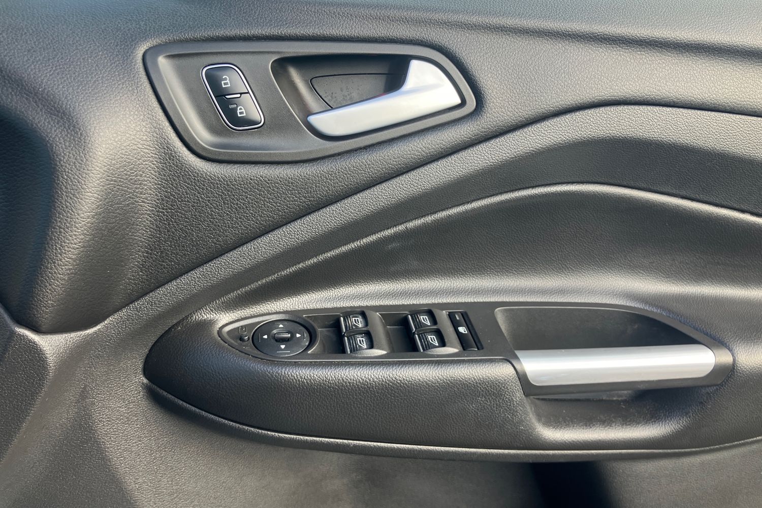 Used Ford Kuga 2018 for sale - 76546110: Photo 23