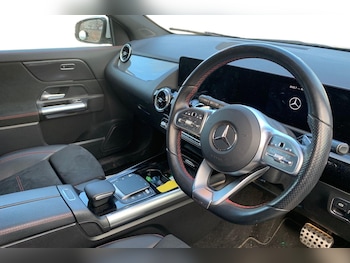 Used Mercedes-Benz GLA 2021 for sale - 77849297: Photo