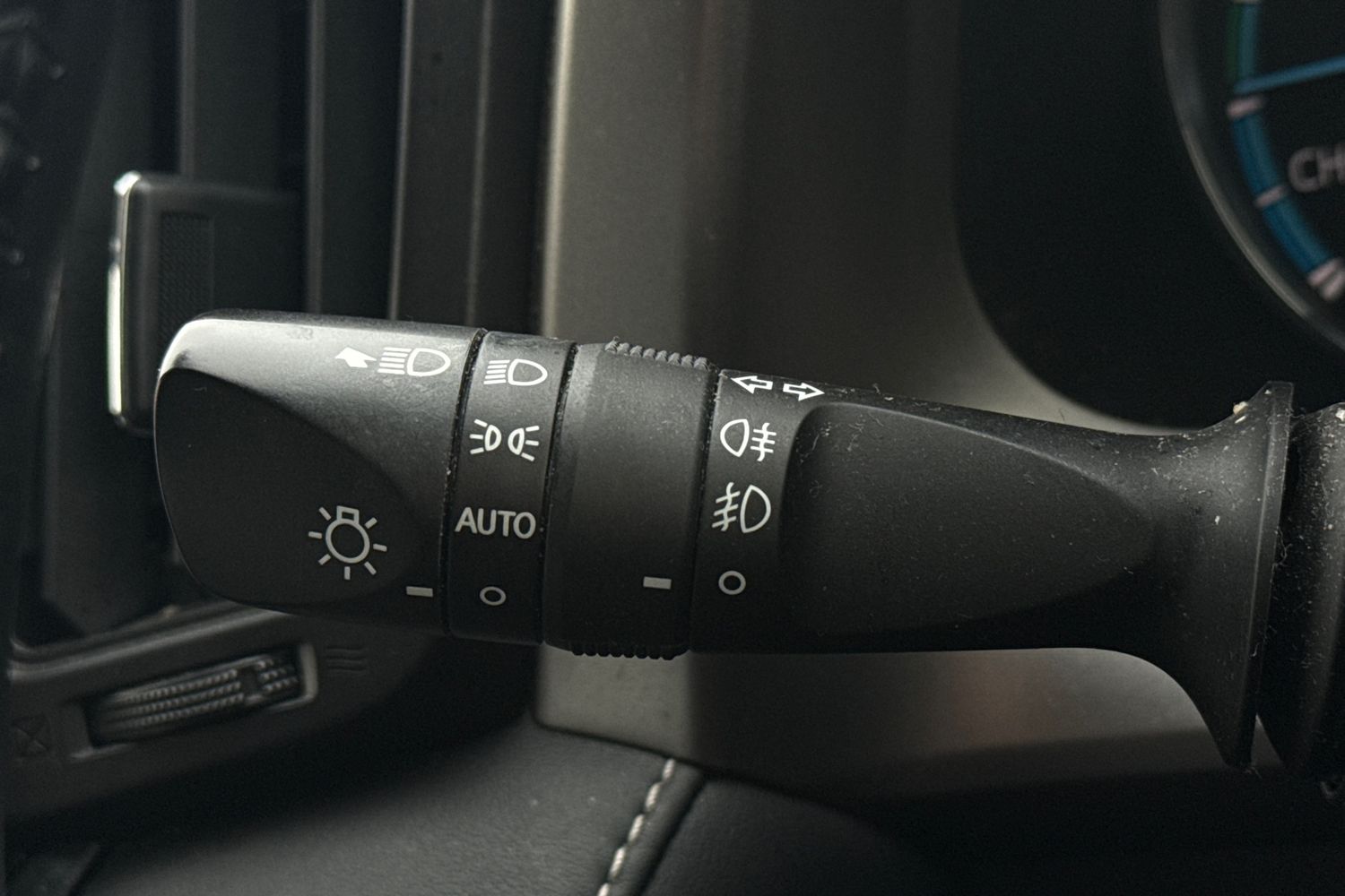 Used Toyota RAV4 2017 for sale - 77890681: Photo 11