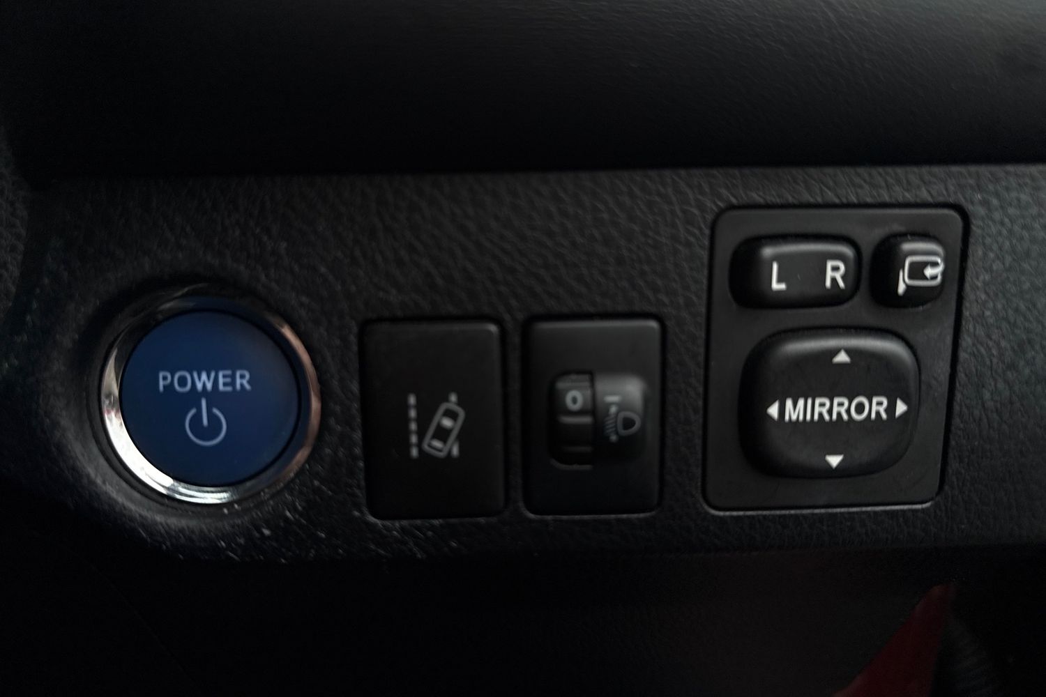 Used Toyota RAV4 2017 for sale - 77890681: Photo 14