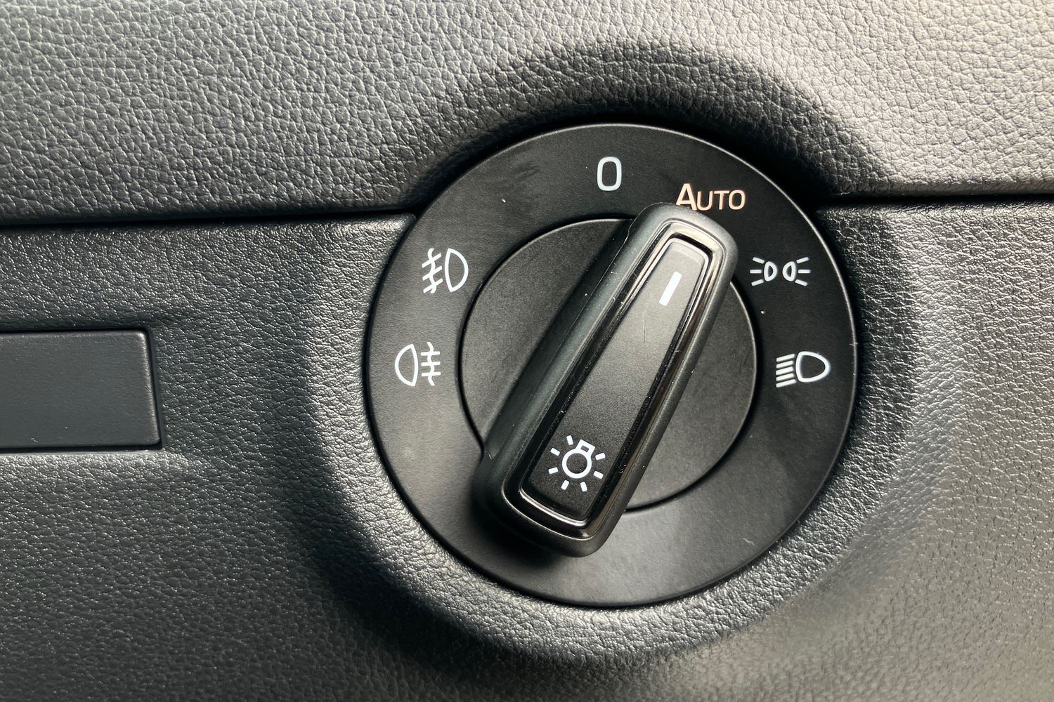 Used Skoda Octavia 2018 for sale - 77589440: Photo 20