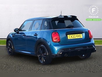 Used MINI Hatch 2022 for sale - 76896270: Photo
