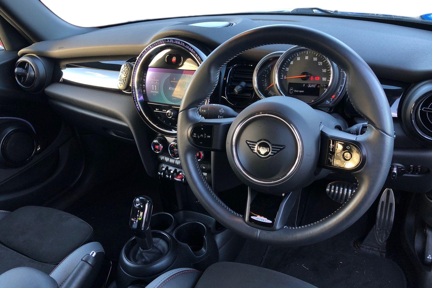 Used MINI Hatch 2022 for sale - 76896270: Photo 3