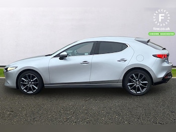 Used Mazda Mazda3 2021 for sale - 76257070: Photo 2