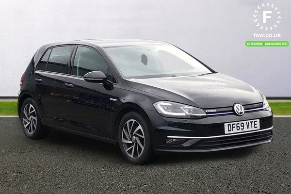 Used Volkswagen Golf 2020 for sale - 76218577: Photo 1