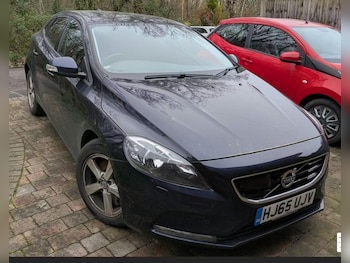 Used Volvo V40 2015 for sale - 77829429: Photo