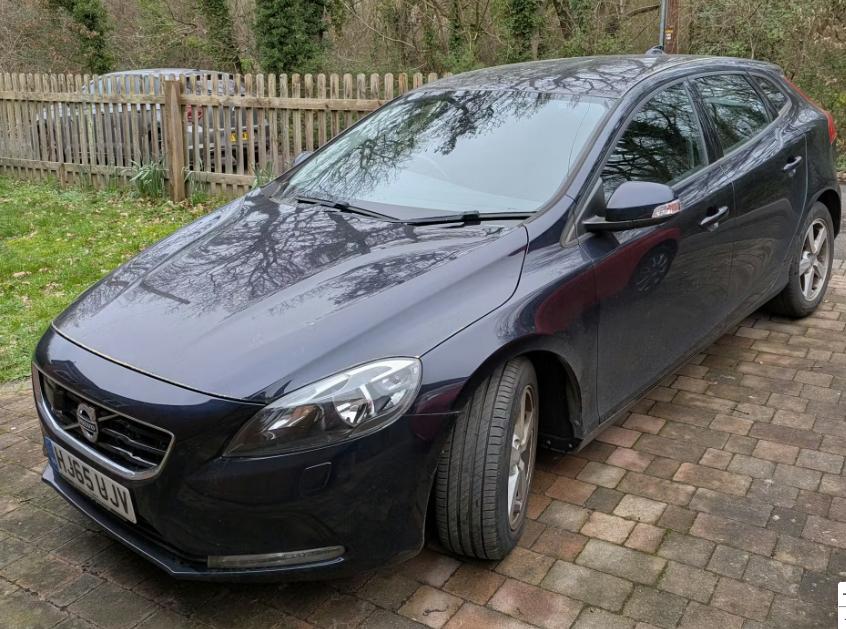 Used Volvo V40 2015 for sale - 77829429: Photo 3