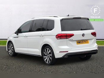 Used Volkswagen Touran 2019 for sale - 76182087: Photo 2