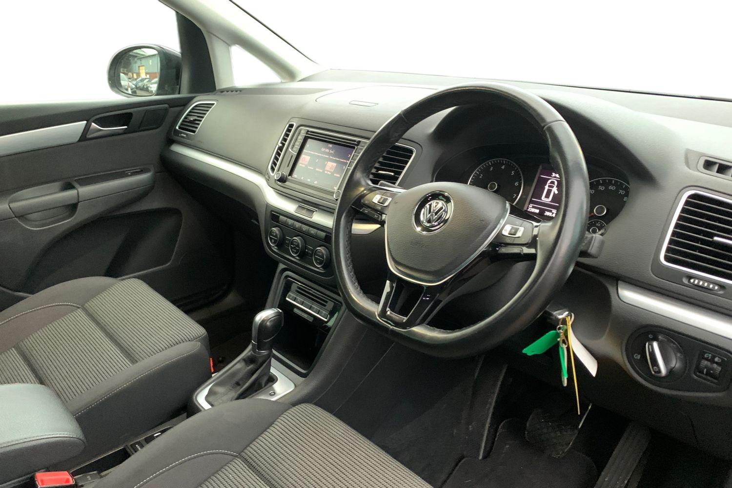 Used Volkswagen Sharan 2019 for sale - 76662158: Photo 3