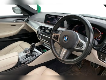 Used BMW 5 Series 2020 for sale - 76435865: Photo