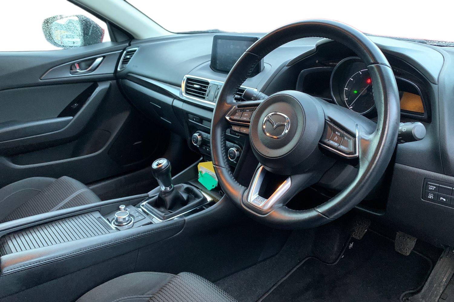 Used Mazda Mazda3 2017 for sale - 77117901: Photo 3