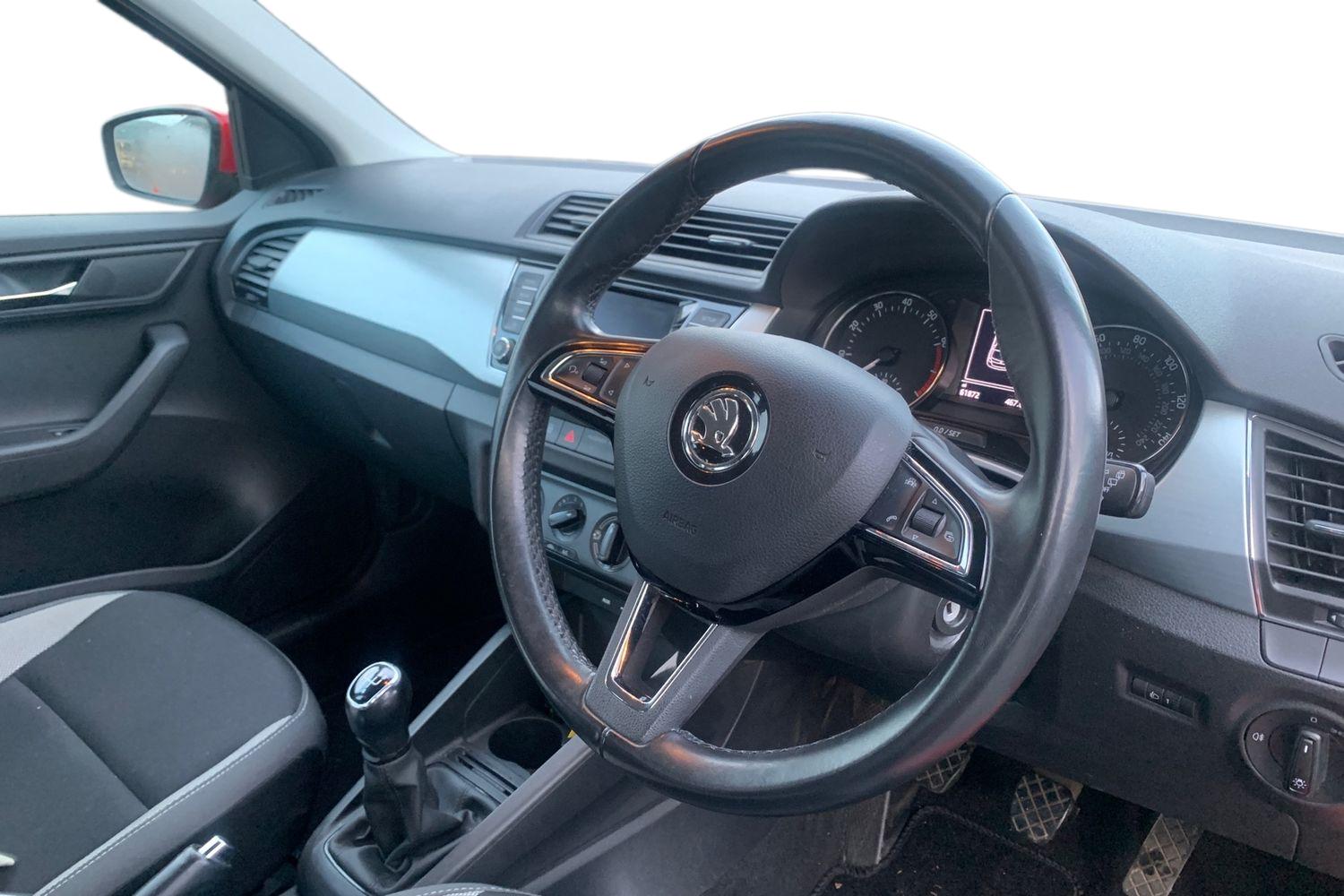 Used Skoda Fabia 2018 for sale - 77199408: Photo 3