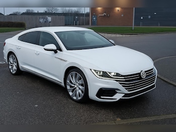 2019 - 2.0 TDI SCR 190 R-Line 5dr DSG
