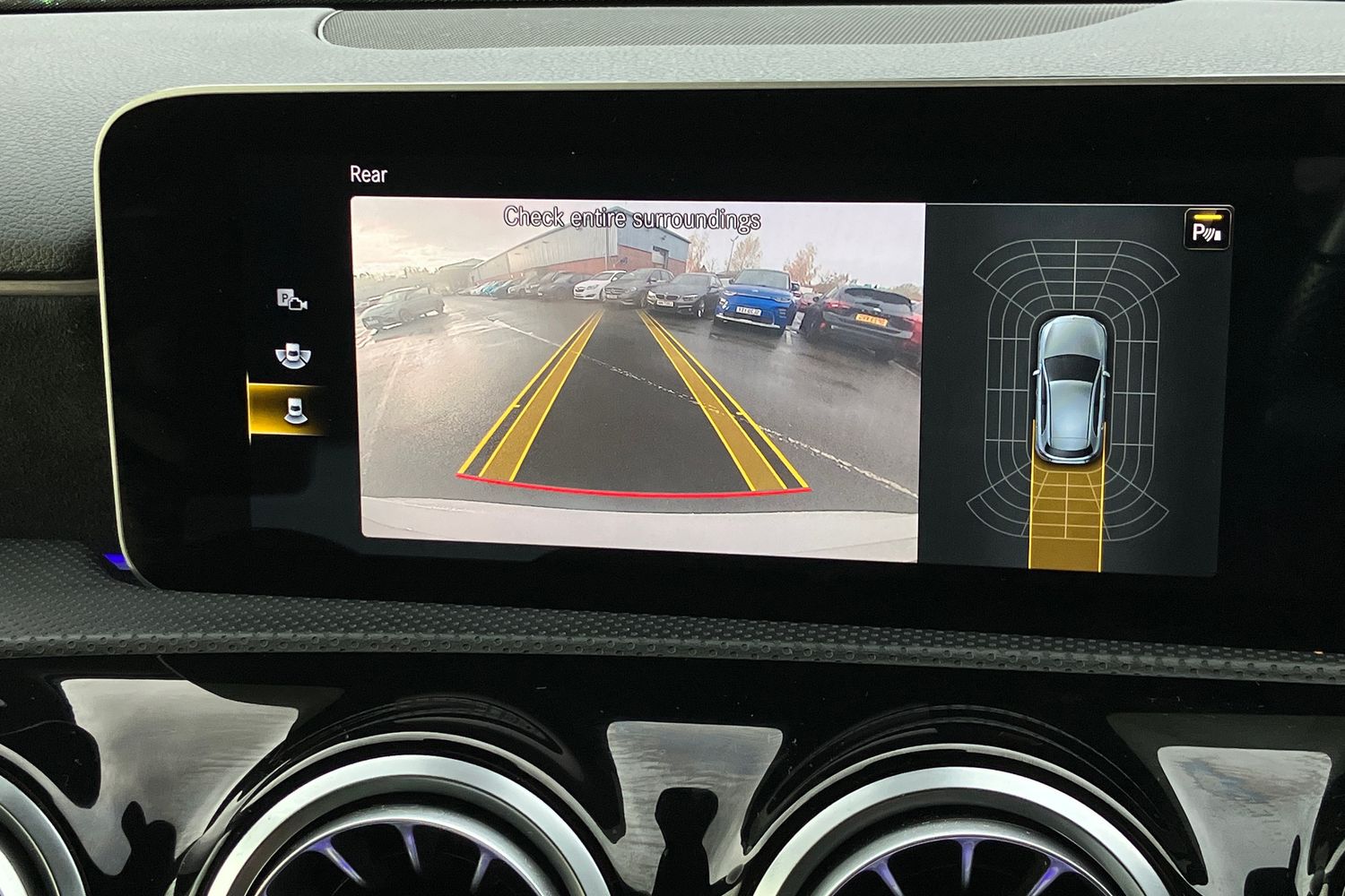 Used Mercedes-Benz A-Class 2019 for sale - 76673015: Photo 8