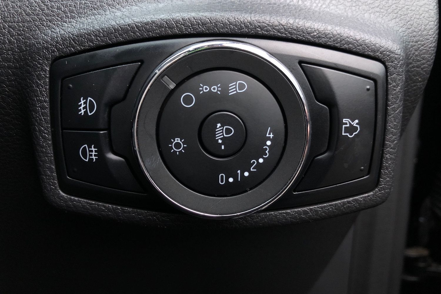 Used Ford Ka+ 2017 for sale - 77135432: Photo 12