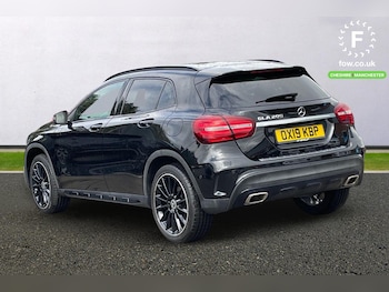 Used Mercedes-Benz GLA 2019 for sale - 79405537: Photo