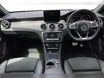 Used Mercedes-Benz GLA 2019 for sale - 79405537: Photo