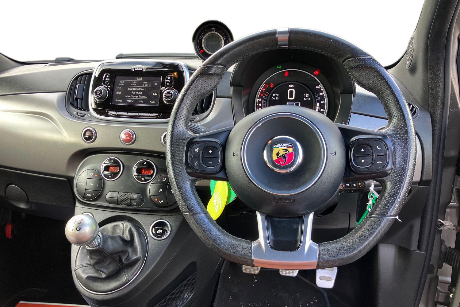 Used Abarth 595 2017 for sale - 76588061: Photo 3