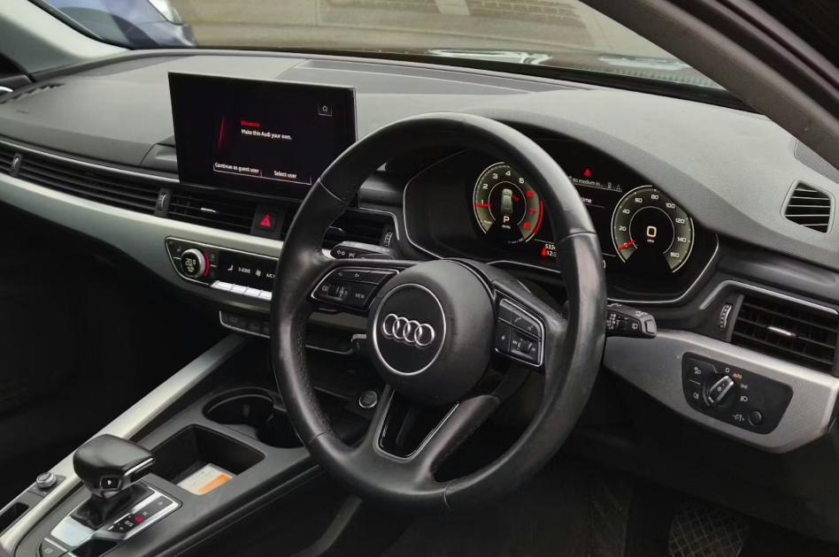 Used Audi A4 2022 for sale - 76798521: Photo 3