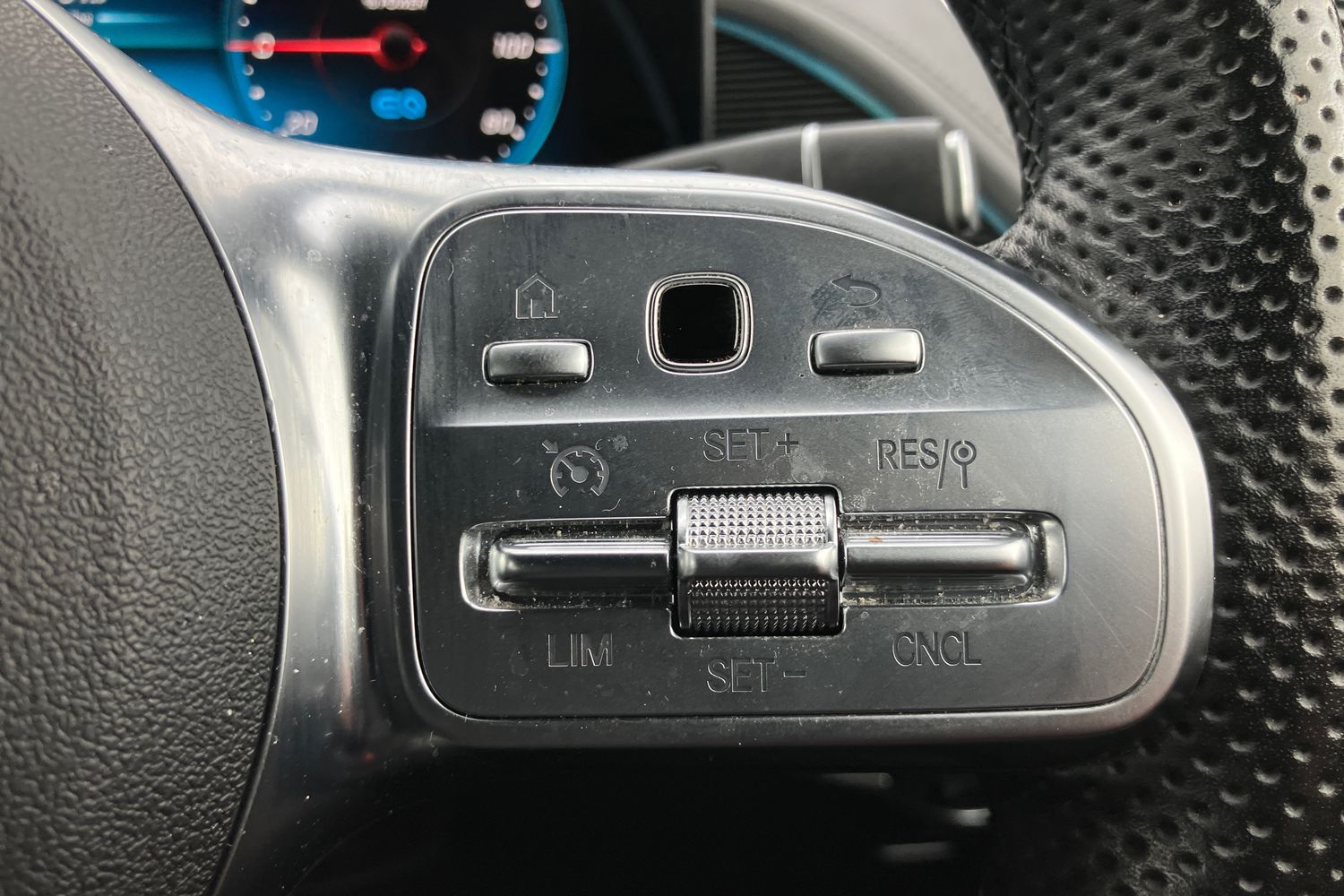 Used Mercedes-Benz EQC 2022 for sale - 76594419: Photo 12