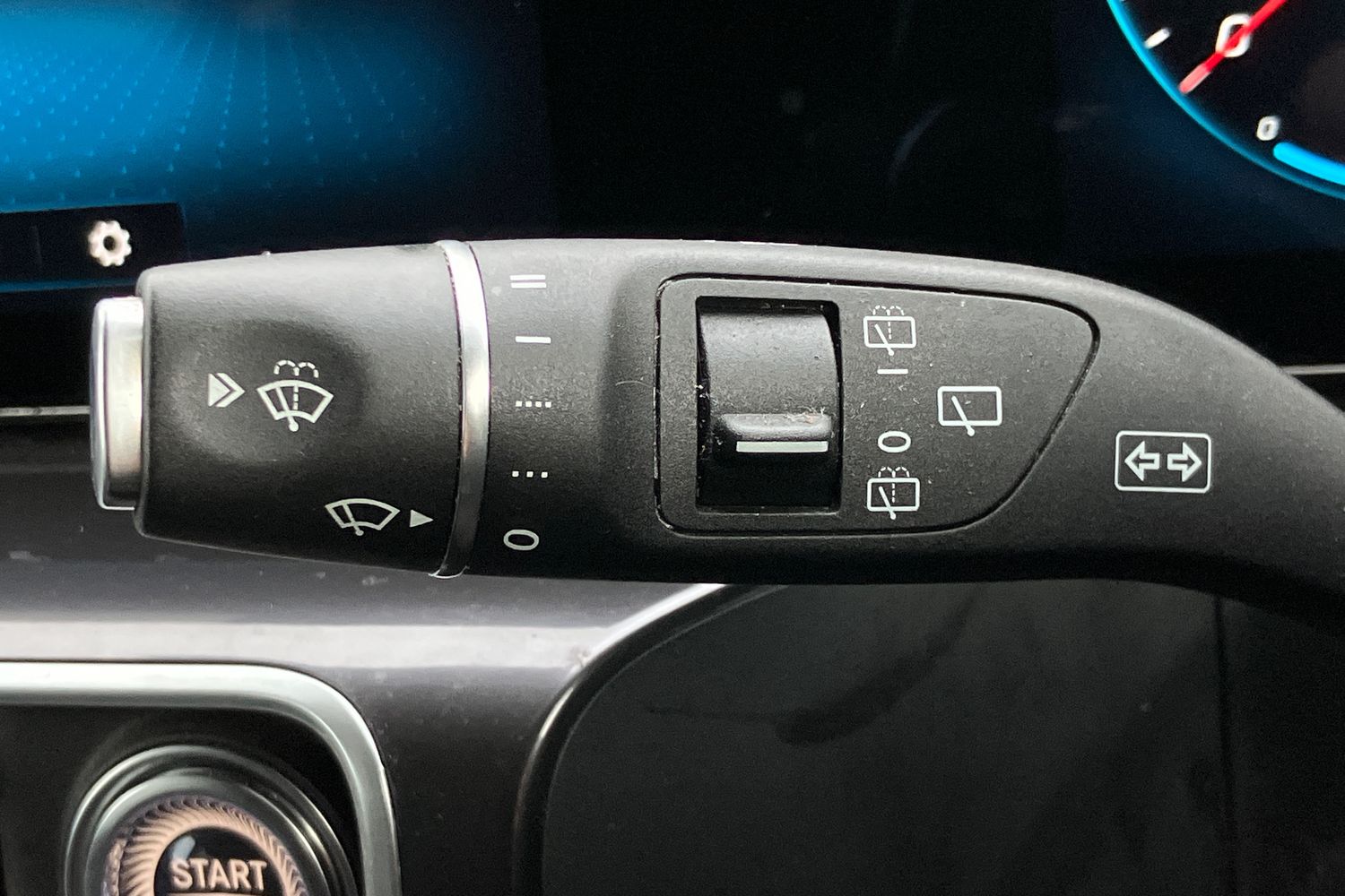 Used Mercedes-Benz EQC 2022 for sale - 76594419: Photo 13