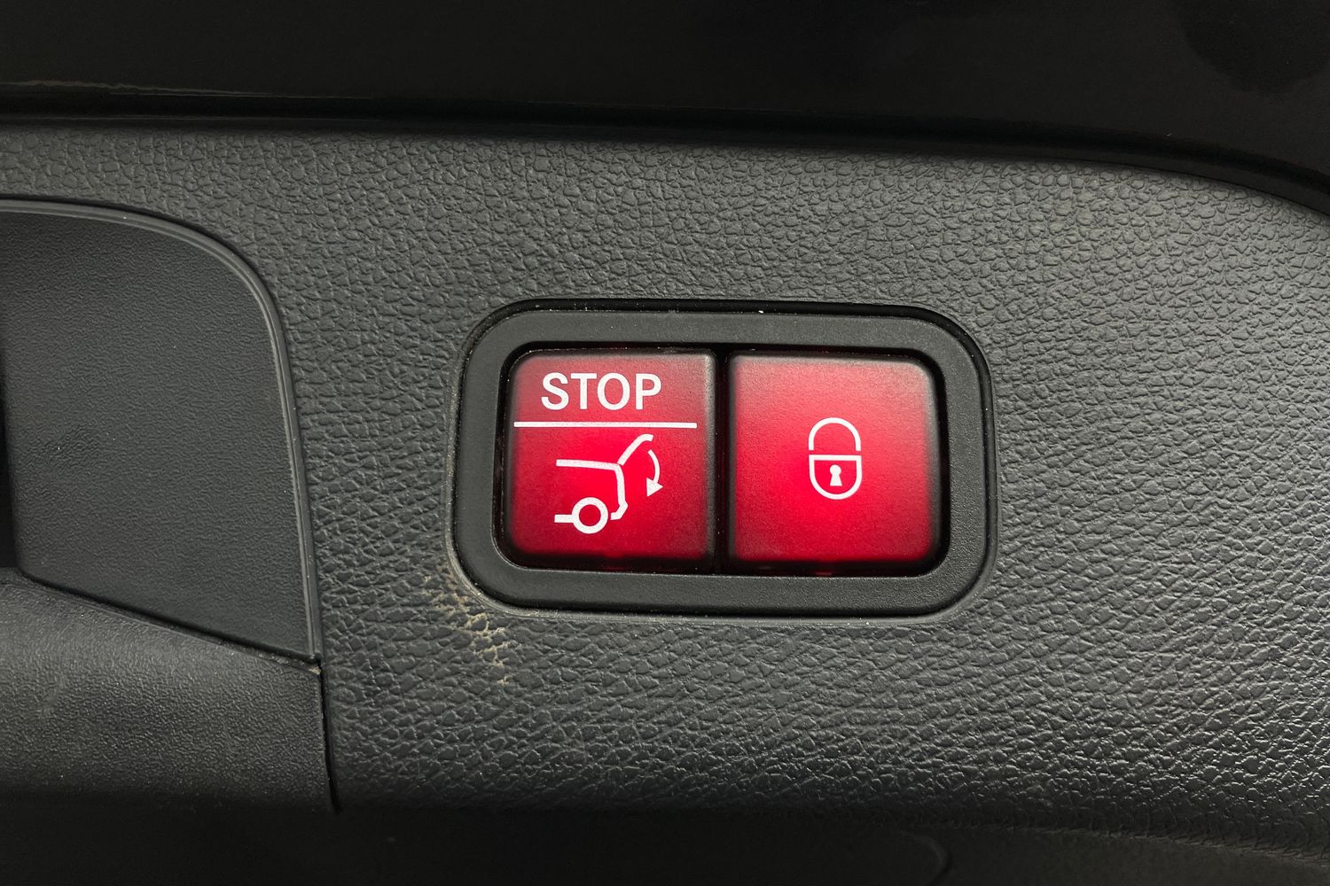 Used Mercedes-Benz EQC 2022 for sale - 76594419: Photo 18