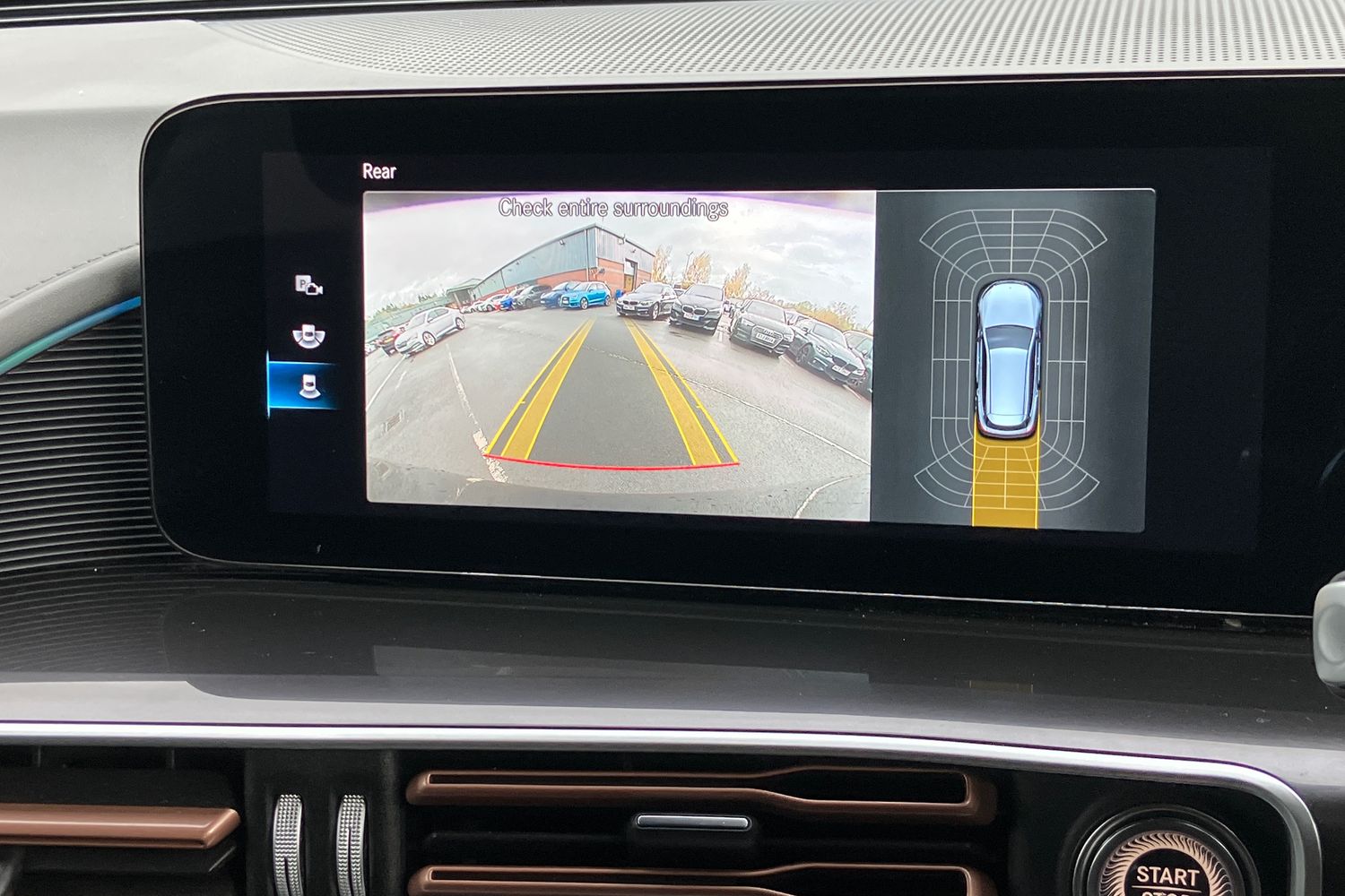 Used Mercedes-Benz EQC 2022 for sale - 76594419: Photo 8