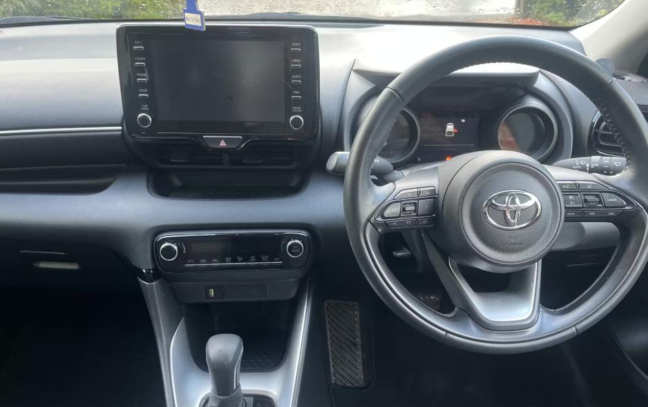 Used Toyota Yaris 2022 for sale - 77390175: Photo 3