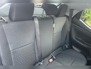 Used Toyota Yaris 2022 for sale - 77390175: Photo