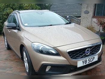 Used Volvo V40 2015 for sale - 77774071: Photo