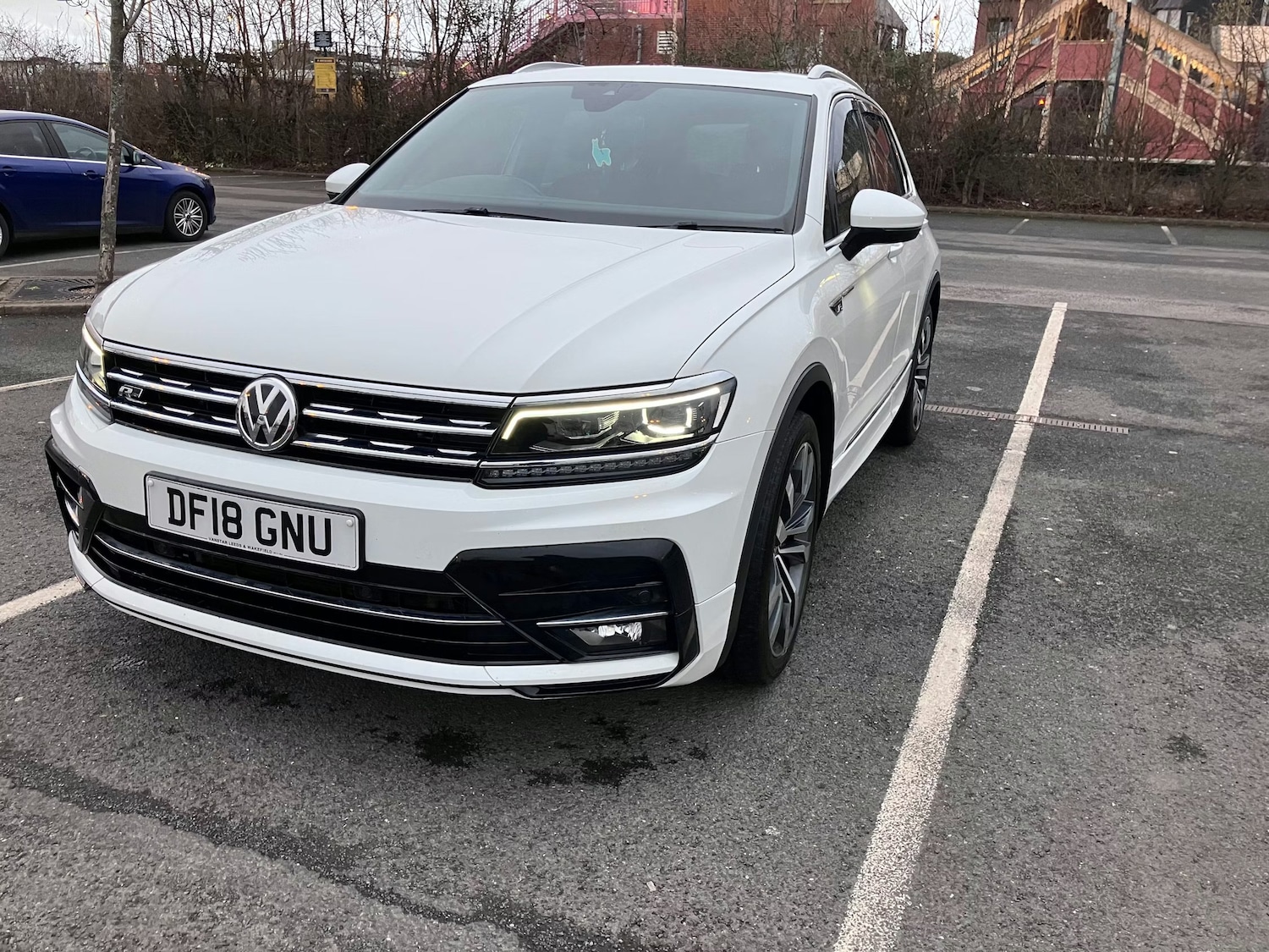 Used Volkswagen Tiguan 2018 for sale - 77451002: Photo 2
