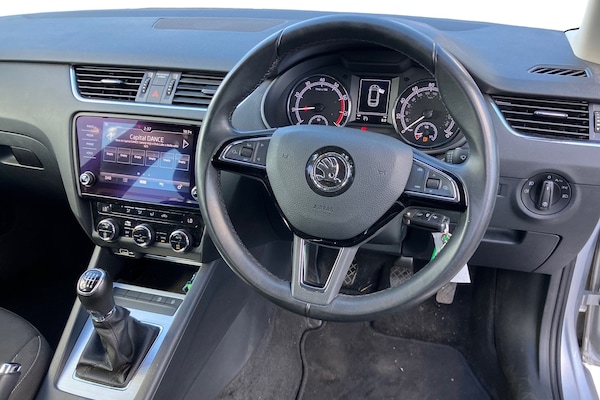 Used Skoda Octavia 2020 for sale - 76027173: Photo 3