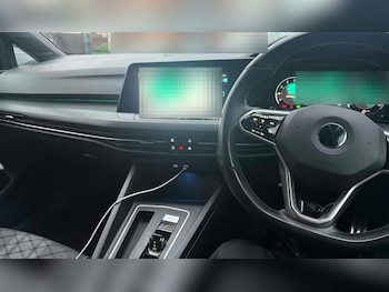 Used Volkswagen Golf 2022 for sale - 77390234: Photo