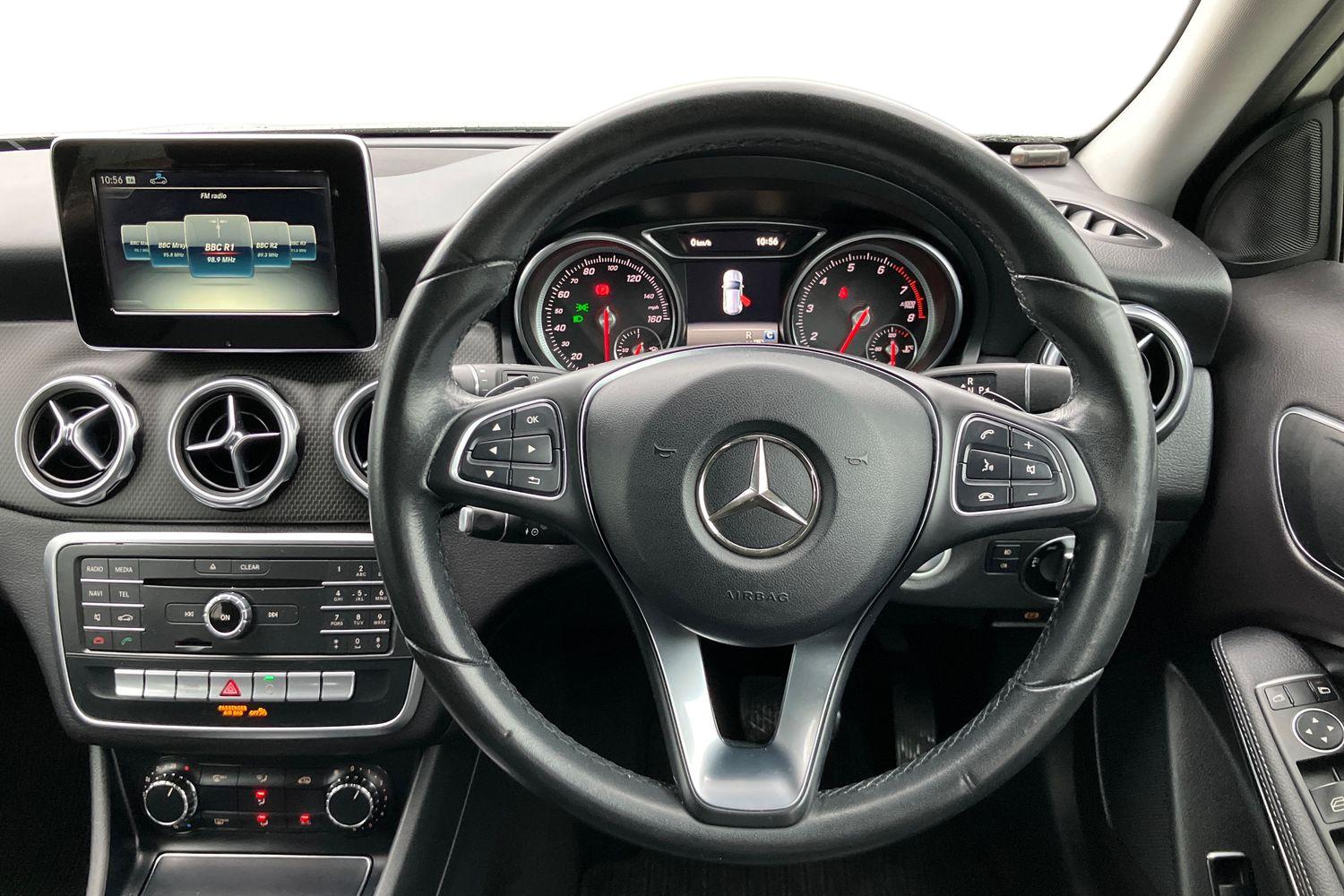 Used Mercedes-Benz GLA 2017 for sale - 77527345: Photo 5