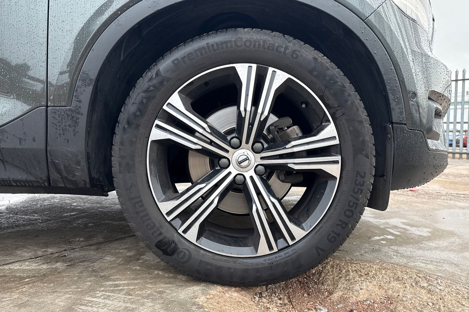 Used Volvo XC40 2019 for sale - 76697584: Photo 16