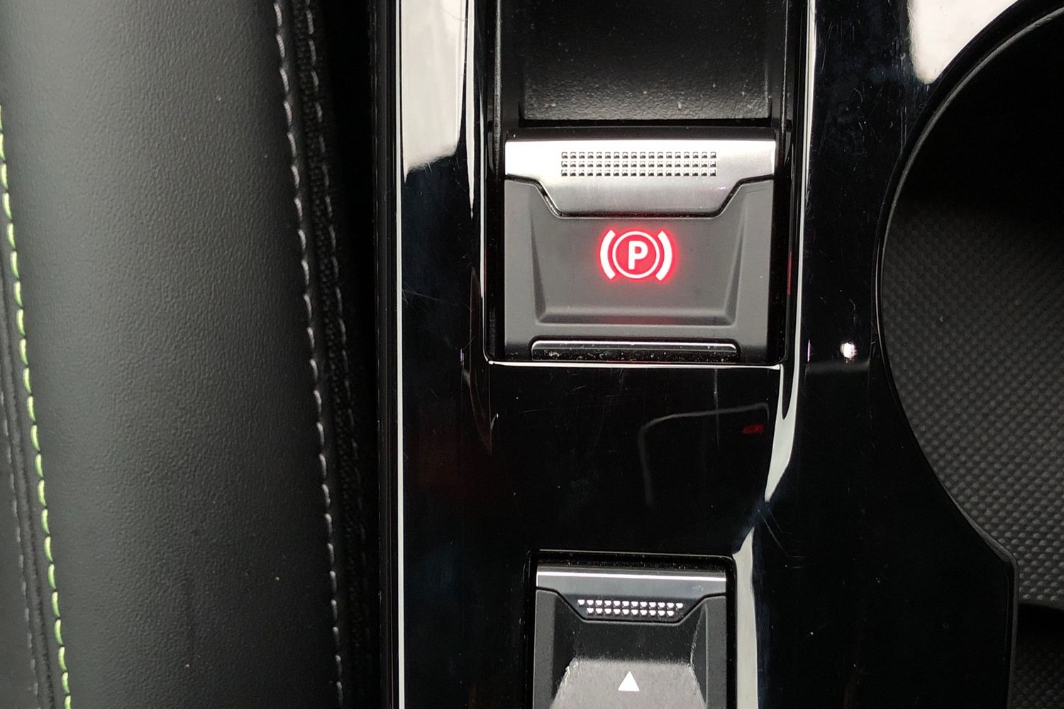 Used Peugeot 2008 2022 for sale - 77361922: Photo 16