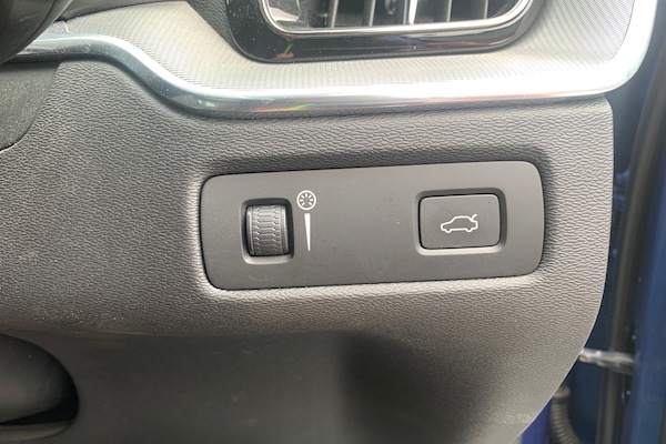 Used Volvo XC60 2017 for sale - 75582367: Photo 14