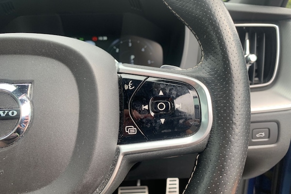 Used Volvo XC60 2017 for sale - 75582367: Photo 7