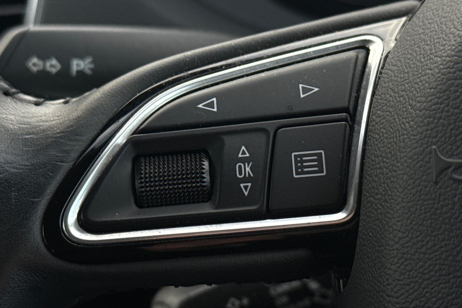 Used Audi Q3 2017 for sale - 77249671: Photo 11