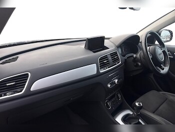 Used Audi Q3 2017 for sale - 77249671: Photo