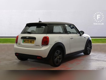 Used MINI Hatch 2023 for sale - 79371806: Photo
