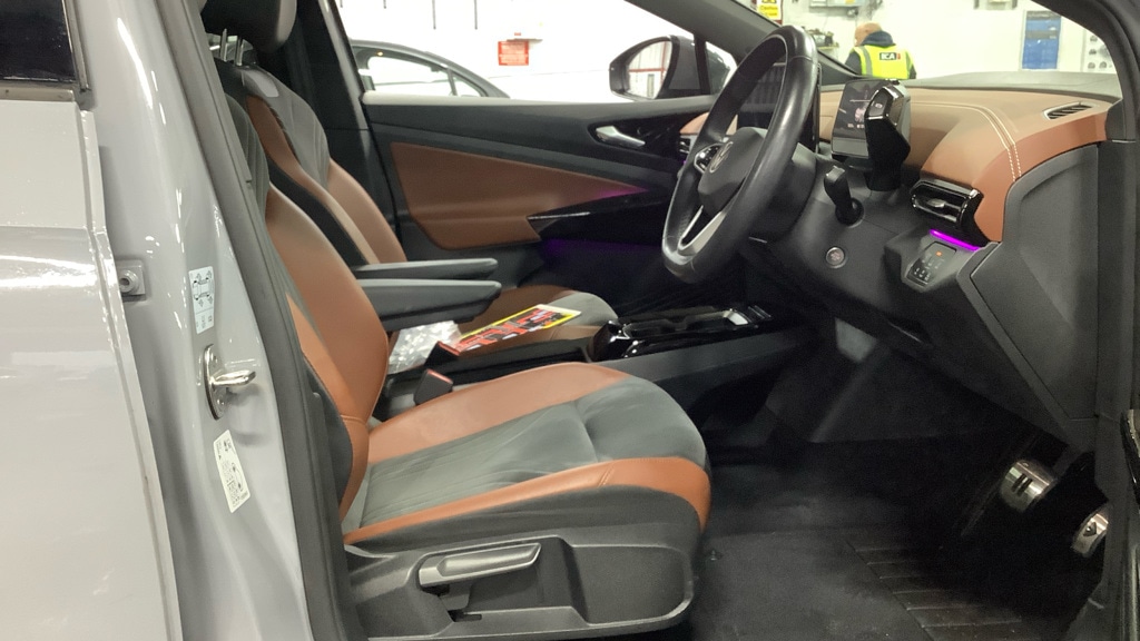 Used Volkswagen ID.4 2021 for sale - 76624965: Photo 3