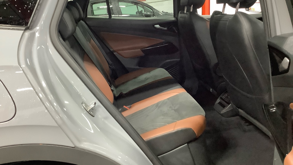 Used Volkswagen ID.4 2021 for sale - 76624965: Photo 4