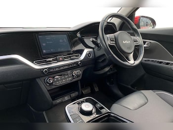 Used Kia Niro 2022 for sale - 79542547: Photo