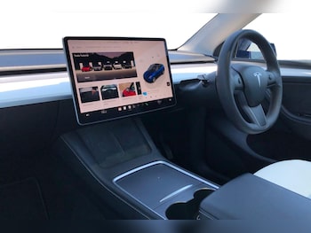Used Tesla Model Y 2023 for sale - 79125619: Photo