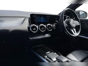 Used Mercedes-Benz GLA 2021 for sale - 79487259: Photo