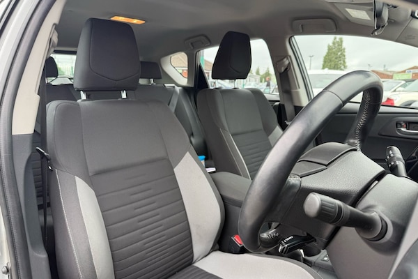 Used Toyota Auris 2017 for sale - 75468526: Photo 13