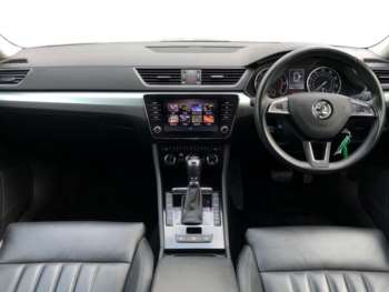 Used Skoda Superb 2019 for sale - 74834970: Photo