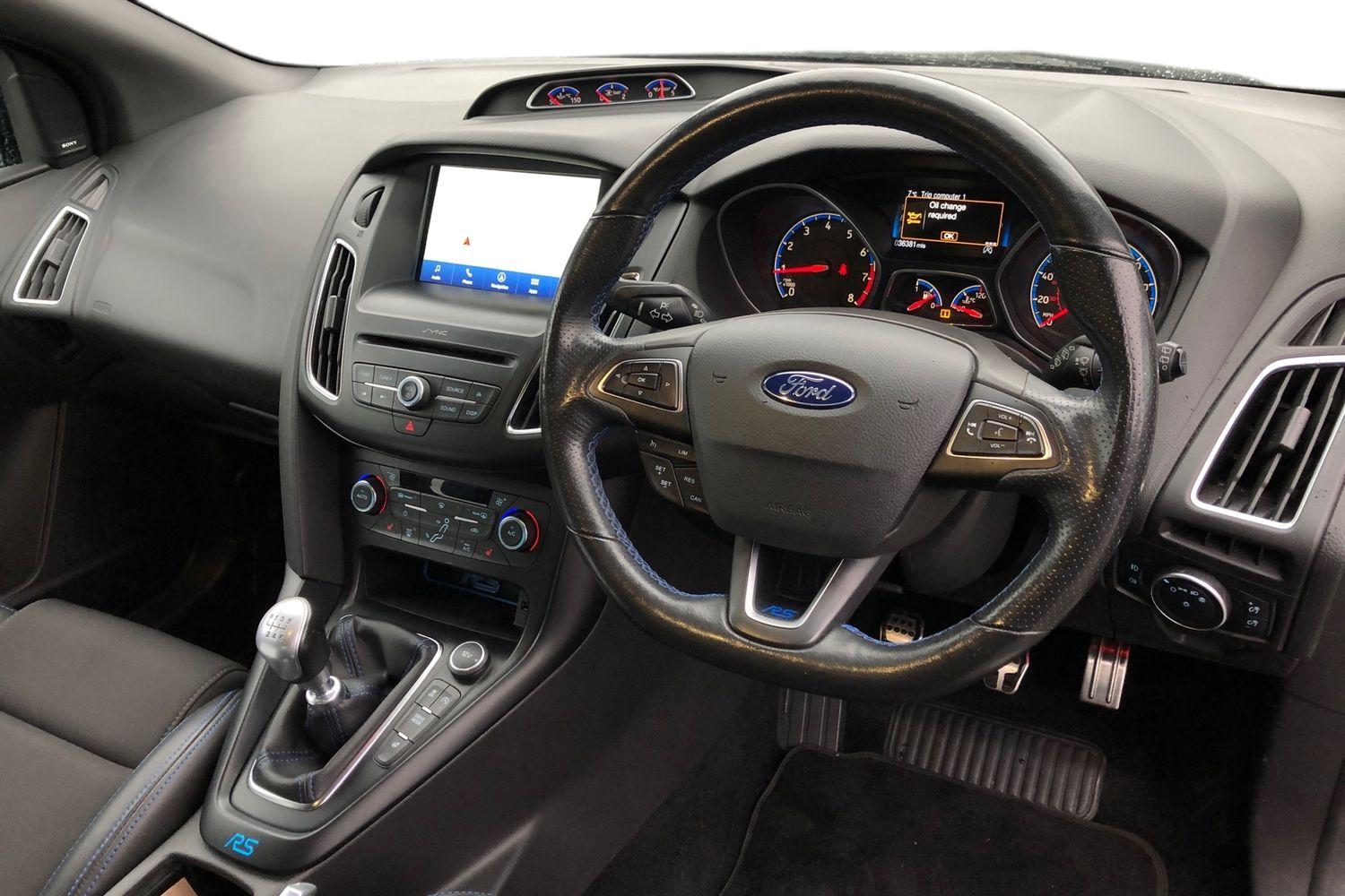 Used Ford Focus 2017 for sale - 76569466: Photo 3