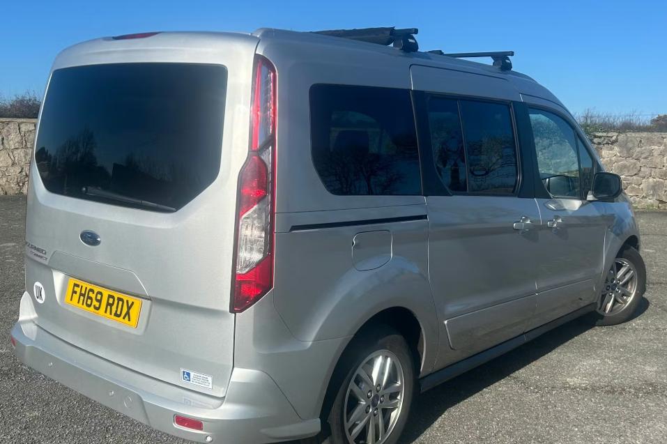 Used Ford Grand Tourneo Connect 2020 for sale - 77886474: Photo 2